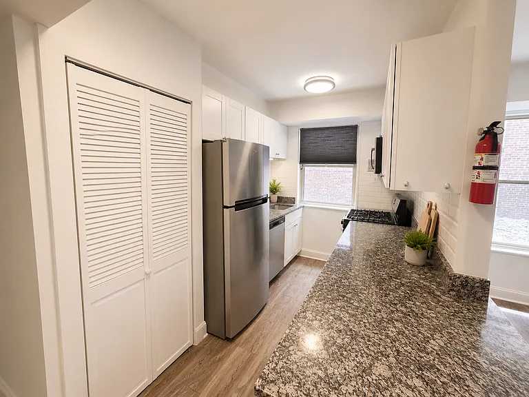 5431 Connecticut Ave NW #2 — Photo 3