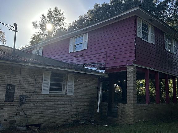 2nd image of 24 Community St