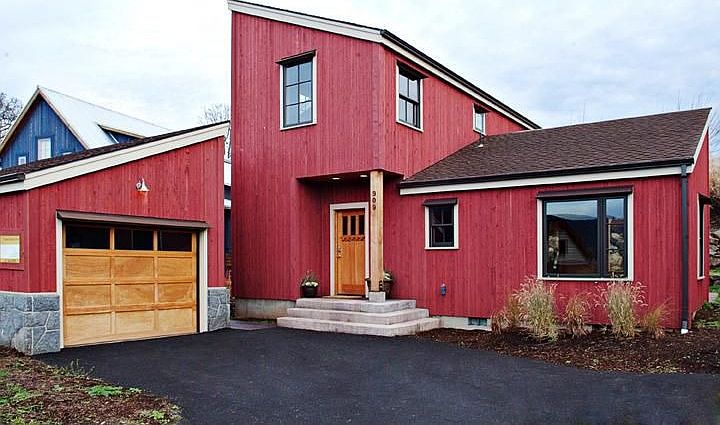 1st image of 909 Nina Ln