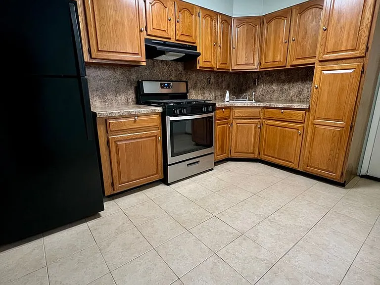 3319 Brandywine St — Photo 7