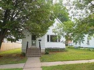 728 Brown St, Norway, MI 49870