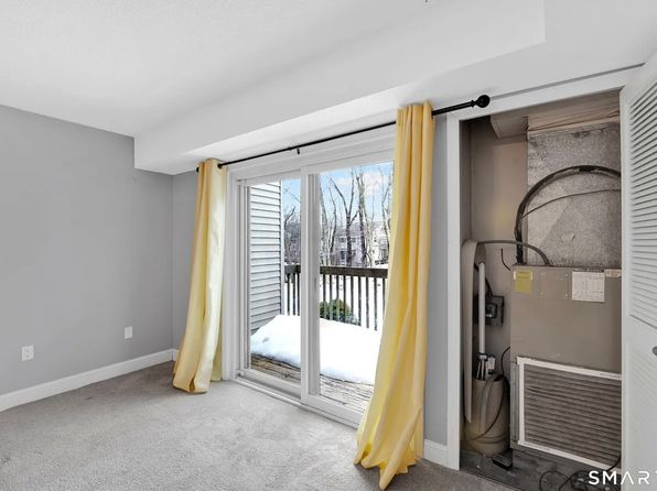 1011 Twin Circle Dr #10