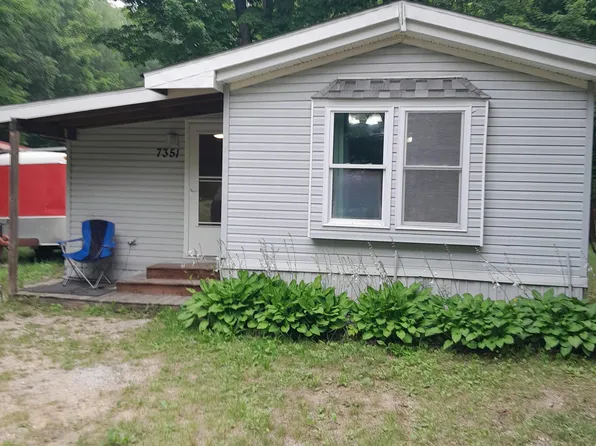 7351 Larkspur Dr, Mancelona, MI 49659
