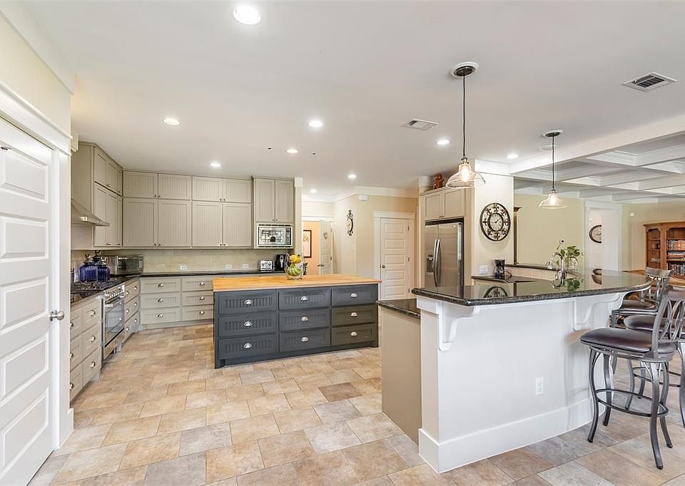 1st image of 1306 Cristelia Cir