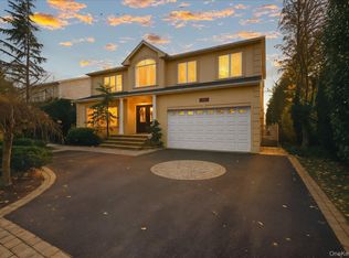 3056 Valentine Place, Wantagh, NY 11793