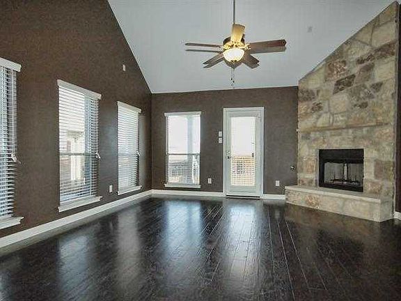 4th image of 2624 Estefania Ln