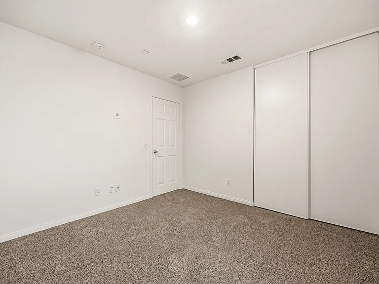 405 Willow Dr #A — Photo 5