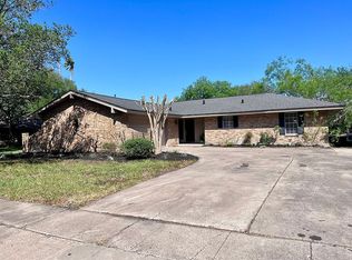 626 Retama Ave, Taft, TX 78390