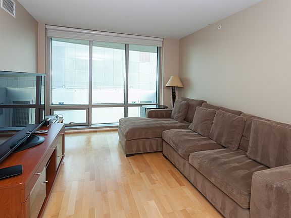 2nd image of 355 1st St Unit 905