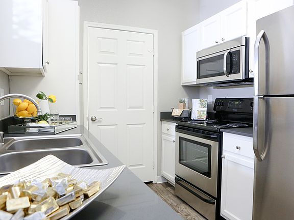 High Rock 5300 Apartments Model Kitchen