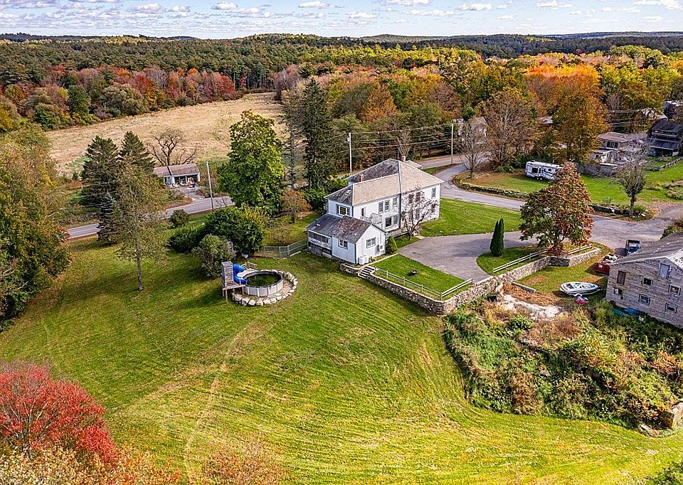 612 Lancaster Ave, Lunenburg, MA 01462 Zillow