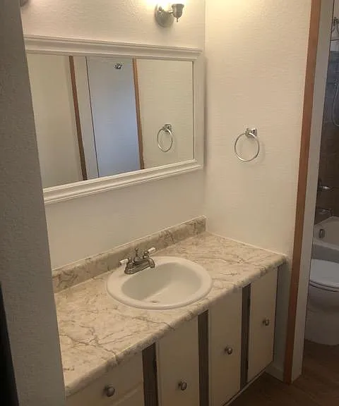3338 Franklin Ave #1 — Photo 5