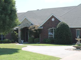 11650 SW 29th St, Yukon, OK 73099