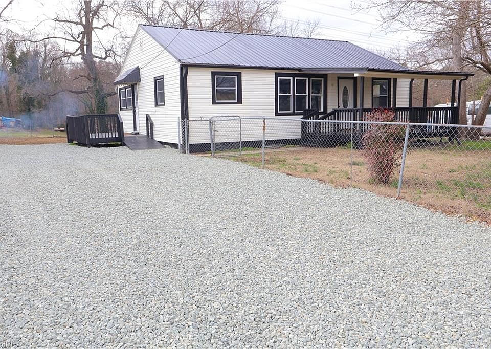 1st image of 2316 Melrose Dr