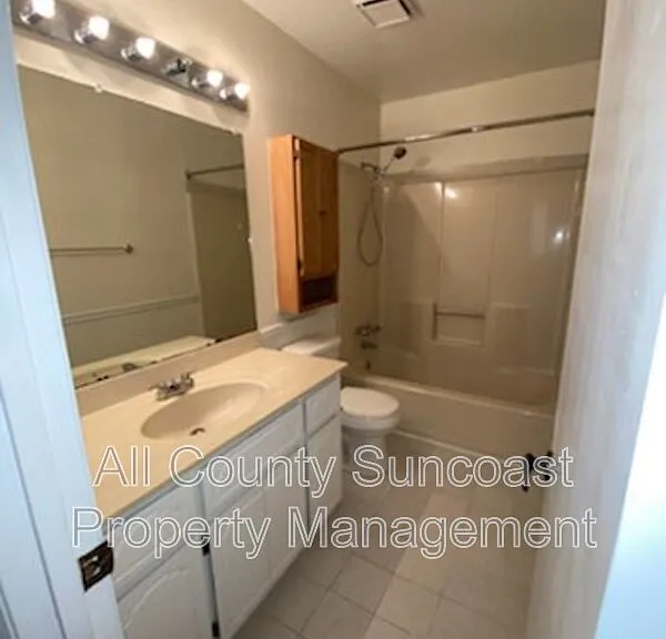 105 Whisper Ct — Photo 10