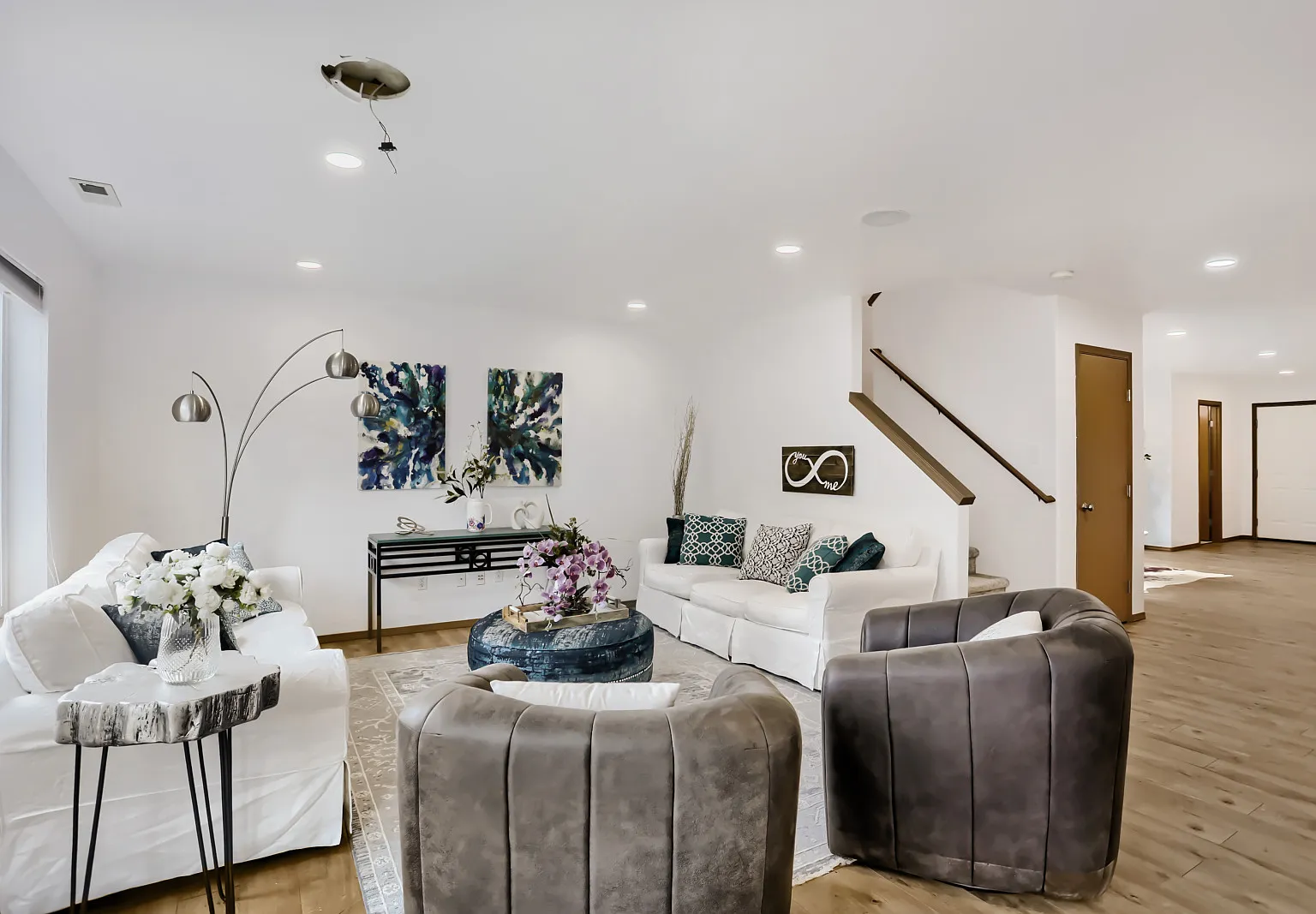 4 bed, 3.5 bath, 2823 sqft, $3,900 — Photo 3