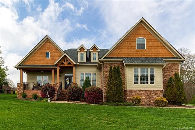 1st image of 105 Long Meadows Dr