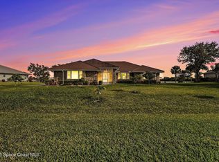 355 Lake View Ln, Grant Valkaria, FL 32909