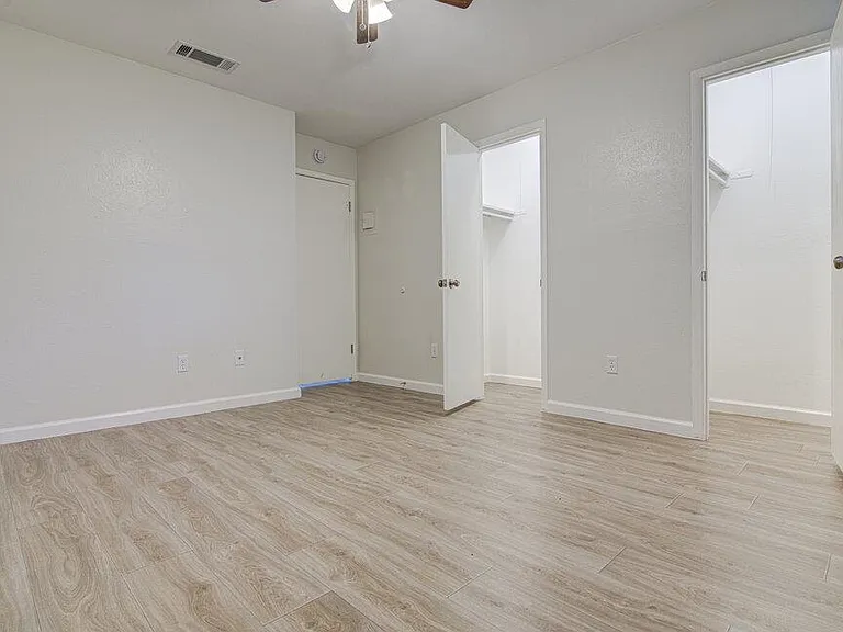 5301 Indio Cir #A — Photo 18