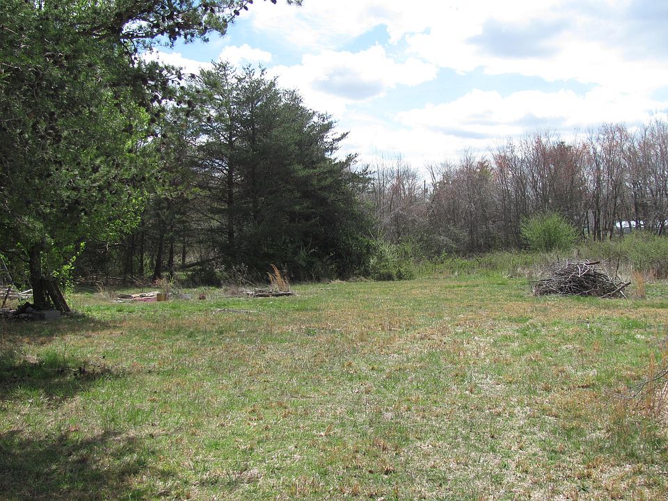 1st image of Woodgate Dr
