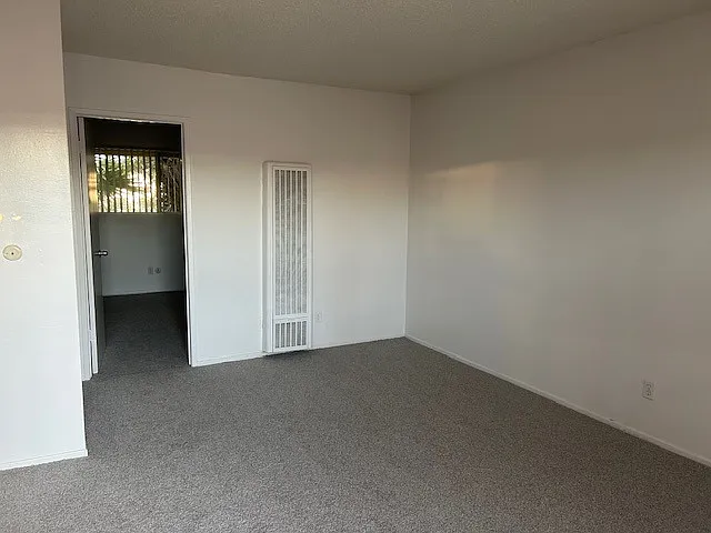 Kensington Apartments — Photo 7