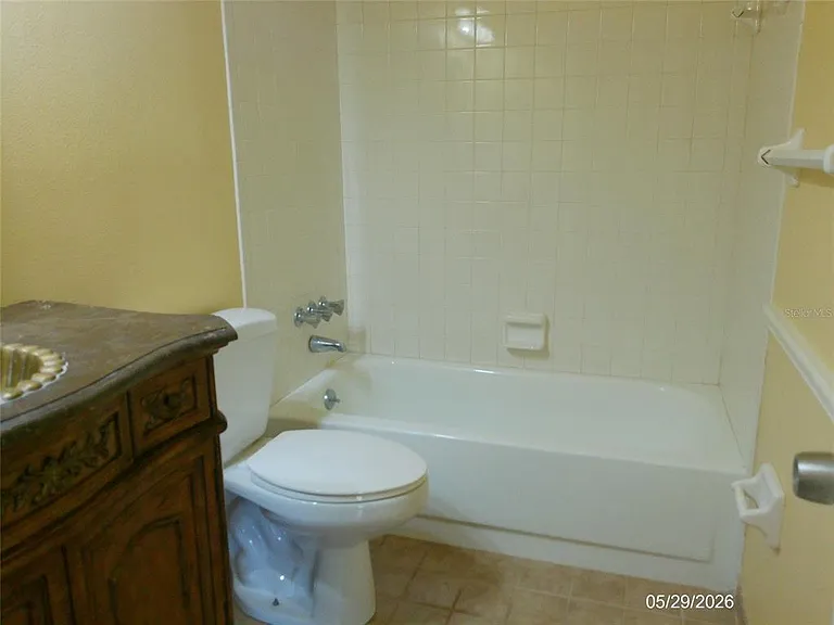 6131 Doe Cir E — Photo 9