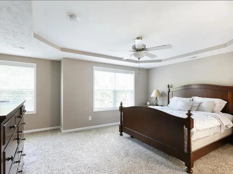 550 Townsend Rd — Photo 26