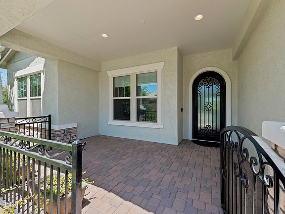 4th image of 5523 N 190TH Drive