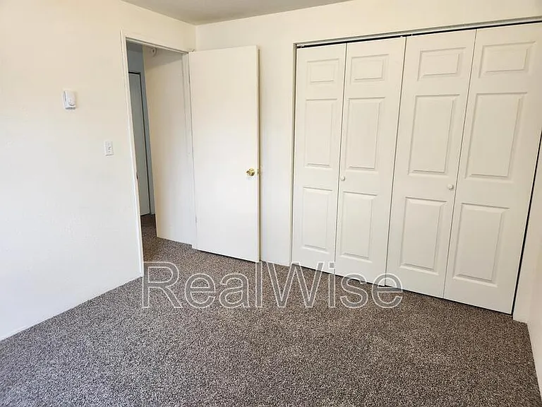 104 NW Mercy Hills Dr — Photo 24