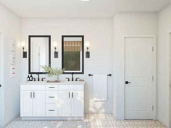 Primary bath with dual sinks