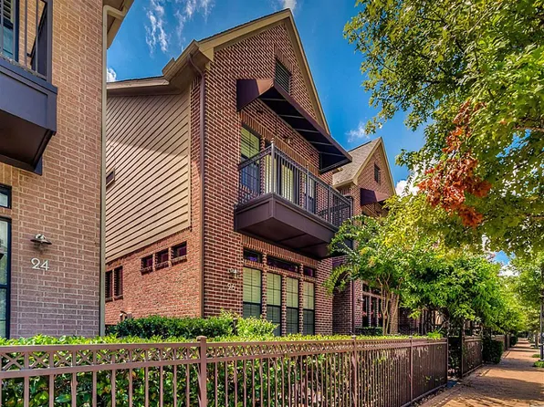 26 Riva Row, Spring, TX 77380