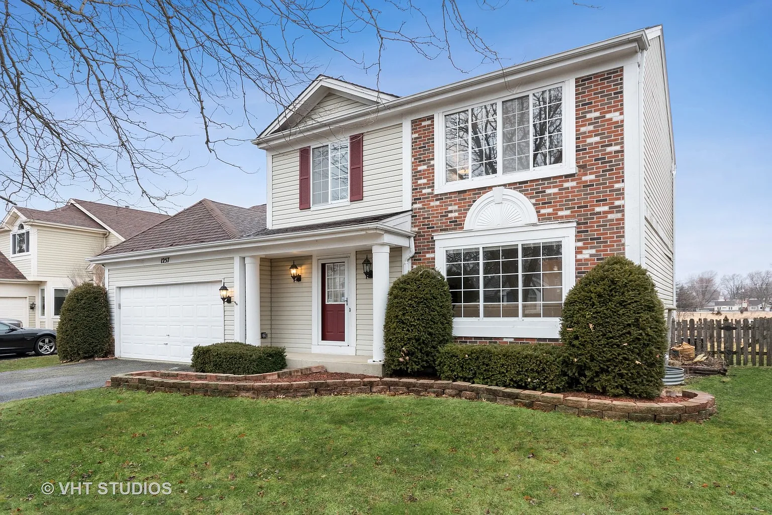 1257 Lone Oak Trl photo 1