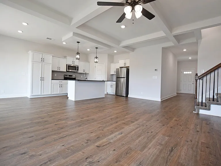609 Wespanee Way — Photo 9