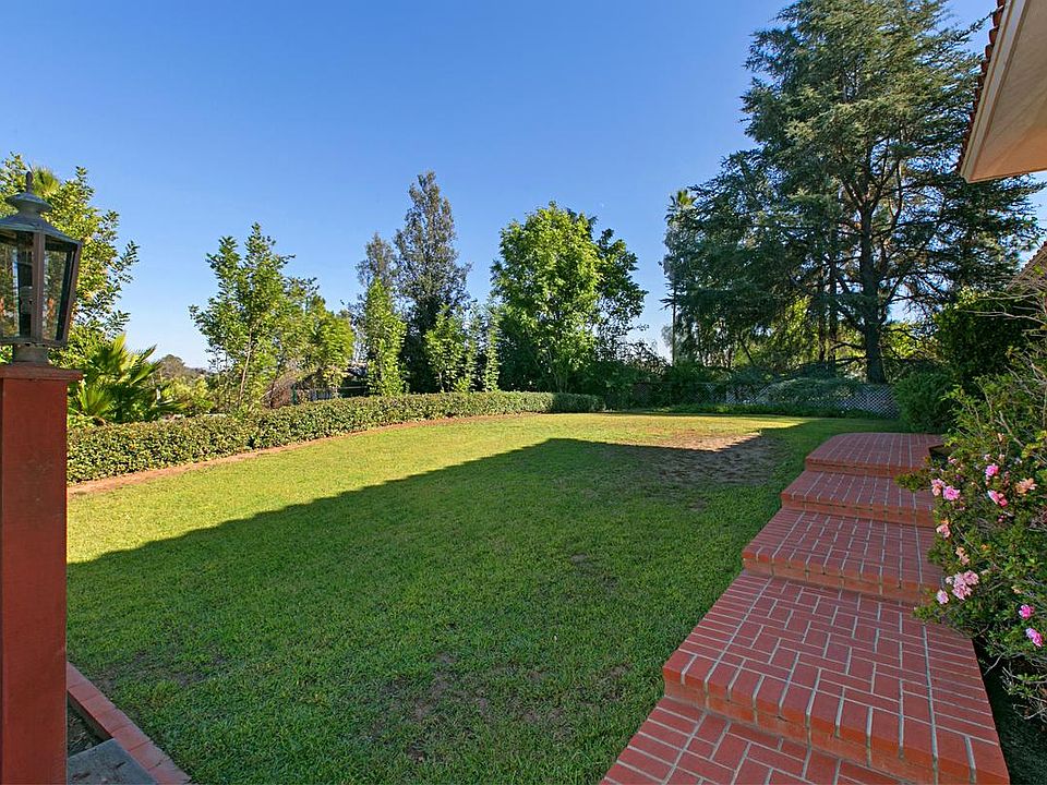 1st image of 4436 Carlin Pl