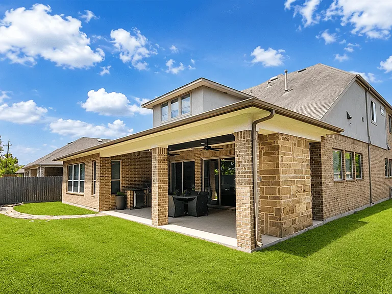 2418 Sandhill Crest Ln — Photo 30