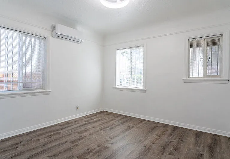 6765 Lemon Ave — Photo 30