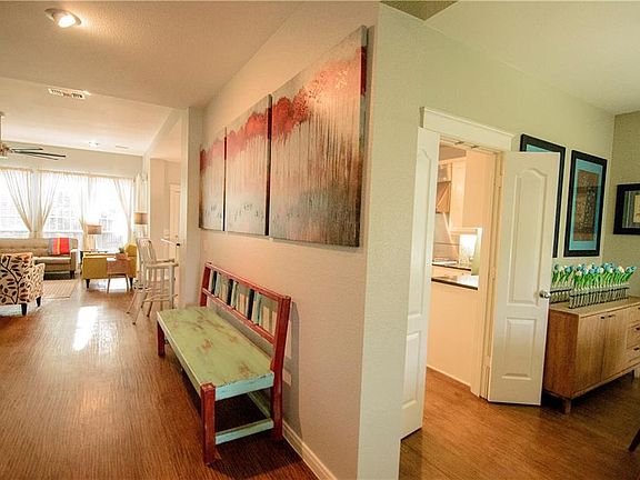 5th image of 813 Mayberry Dr