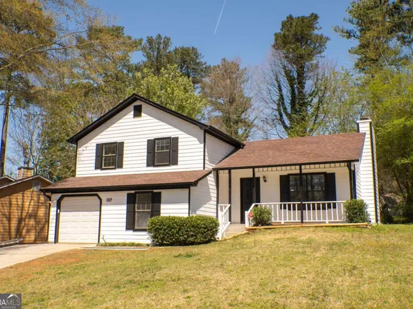 4808 Wyndam Dr, Stone Mountain, GA 30088