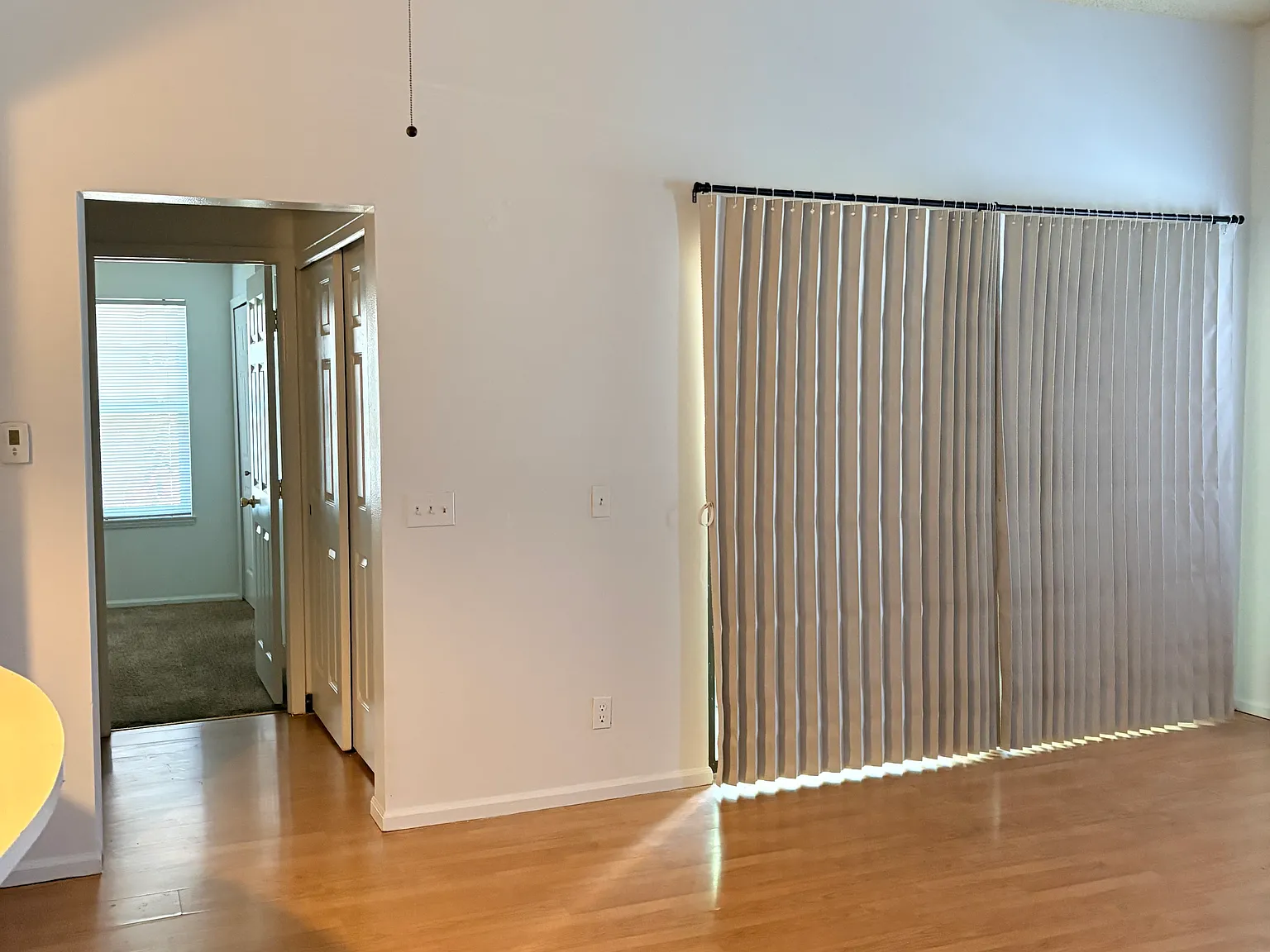 1 bed, 688 sqft, $1,300 — Photo 4