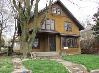 912 Ridge Ave, Rockford, IL 61103