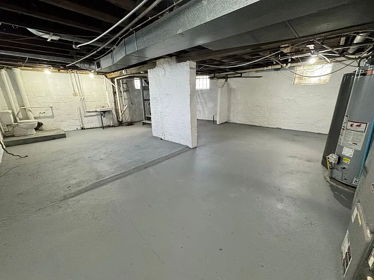 2807 Chestnut St — Photo 11