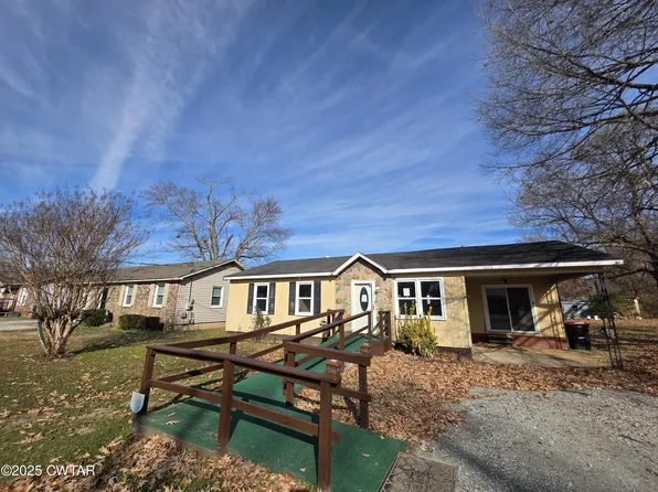 2219 Mullins Ave, Humboldt, TN 38343