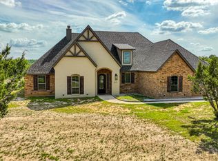 612 Veal Station Rd, Weatherford, TX 76085