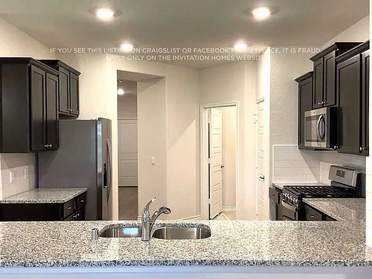 7412 Alfriston Pl — Photo 5