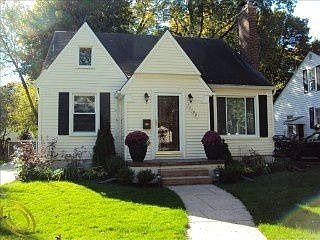 1st image of 10105 Borgman Ave