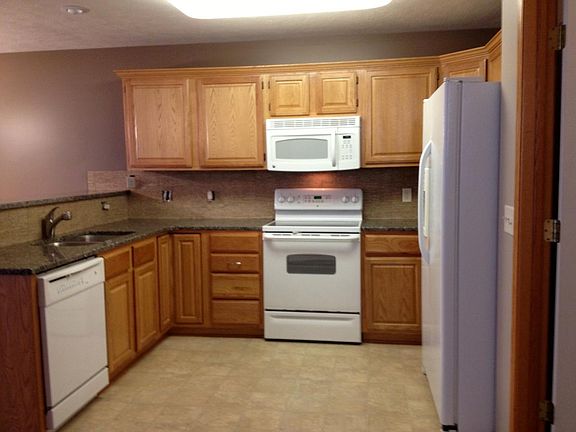 New stainless steel appliances have been added sense this pi