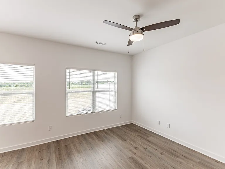 7582 Discovery Point Dr NW — Photo 9