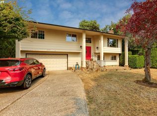 2283 NE 38th Dr, Troutdale, OR