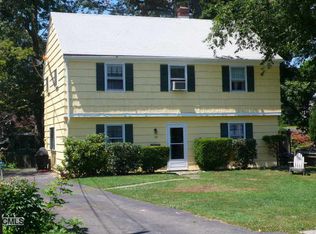 13 Harvann Rd, Norwalk, CT 06850