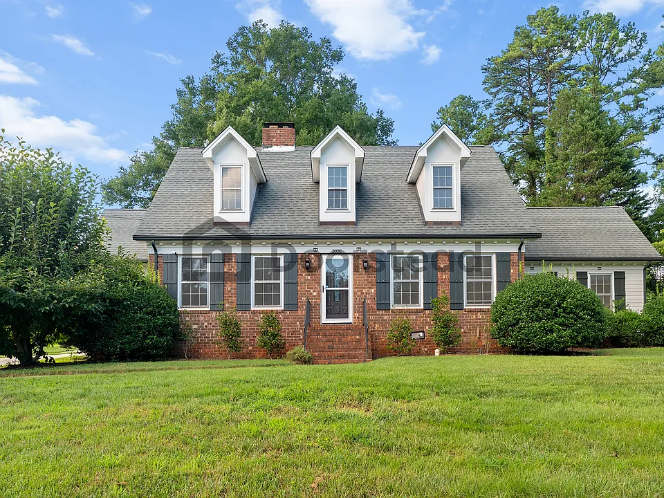 3030 Courtland Dr